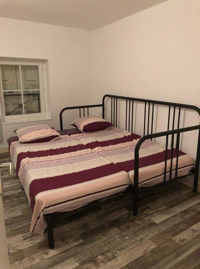 Appartement Face Au Donjon ポン エクステリア 写真